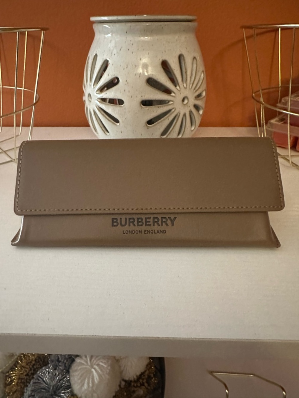 BURBERRY Eyeglass/Sunglass Case(EUC)